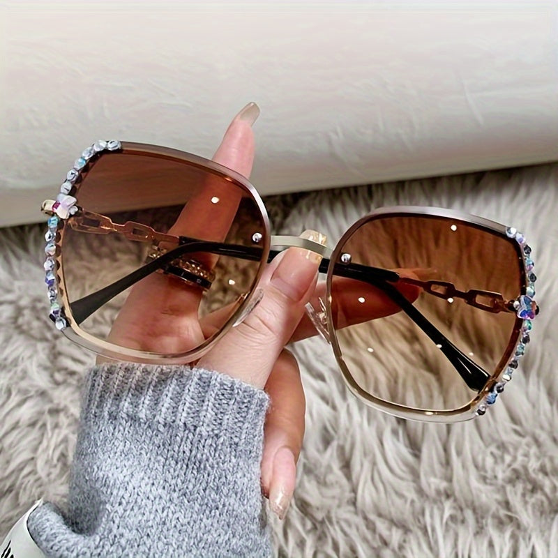 Óculos de Sol Feminino Sem Aro Strass | Armação Metálica e Degradê